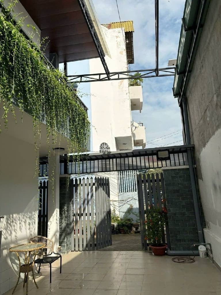 118.2m2 - Giá 12.3 tỷ - Ngang 8.4m - HXH Nguyễn Văn Quỳ kế Nam Long Q7