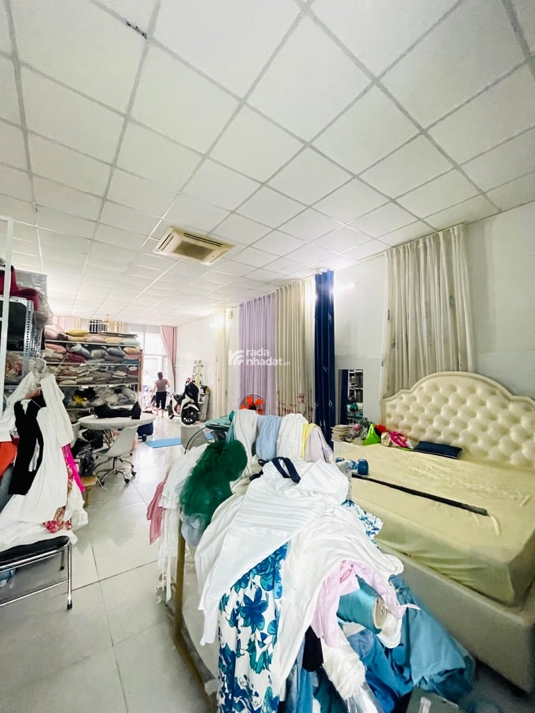 MẶT TIỀN PHẠM VĂN ĐỒNG NGAY SÁT GIGAMAL, NGANG CHUẨN 5m, DT 95m2 CHỈ 17 TỶ.