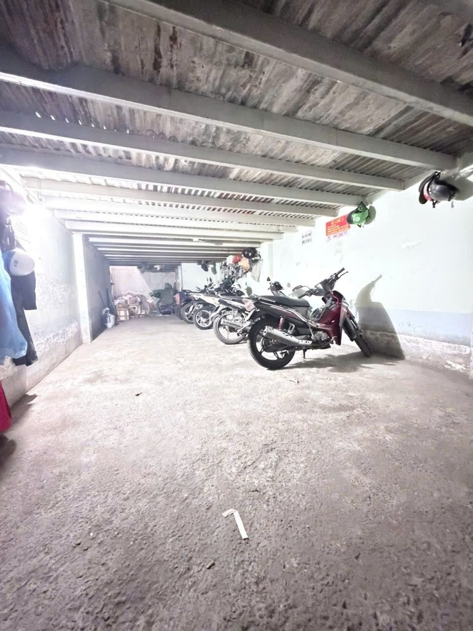 CHDV Độc Lập, hẻm 8m, 120m2, 4 tầng, thu nhập 70tr/tháng, chỉ 11.6 tỷ TL