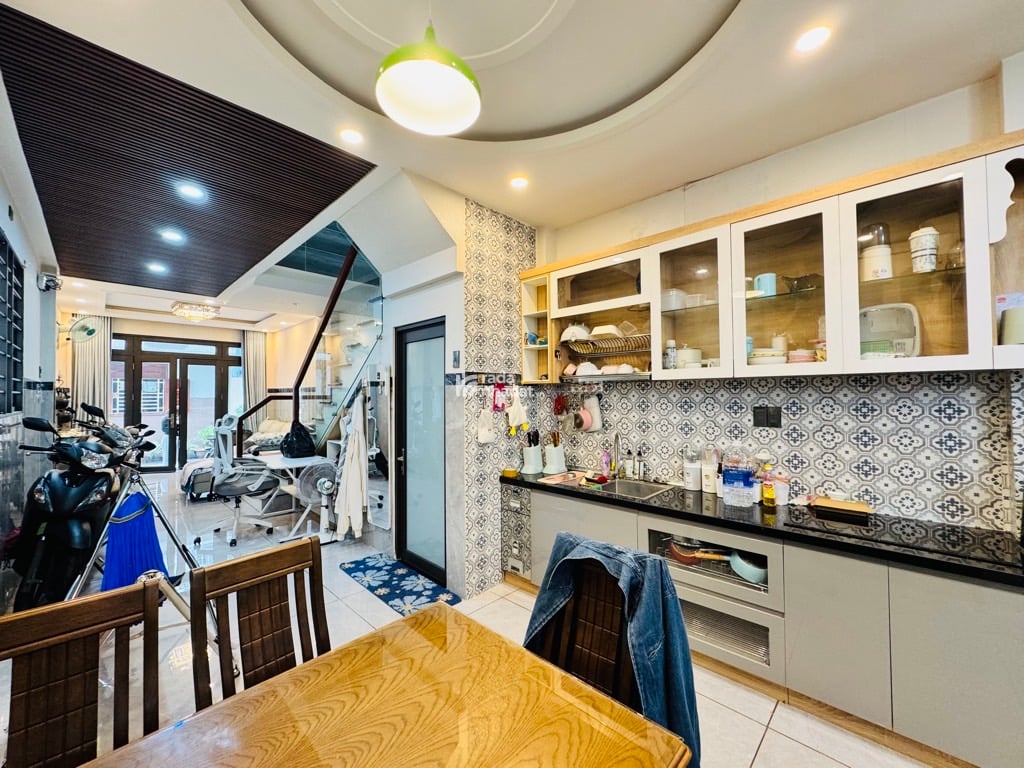 NGAY PEARL, SÁT MT NGUYỄN GIA TRÍ, BÌNH THẠNH, 45M2 MỚI Ở NGAY. GIẢM 550TR CHỈ 9.9T TL 