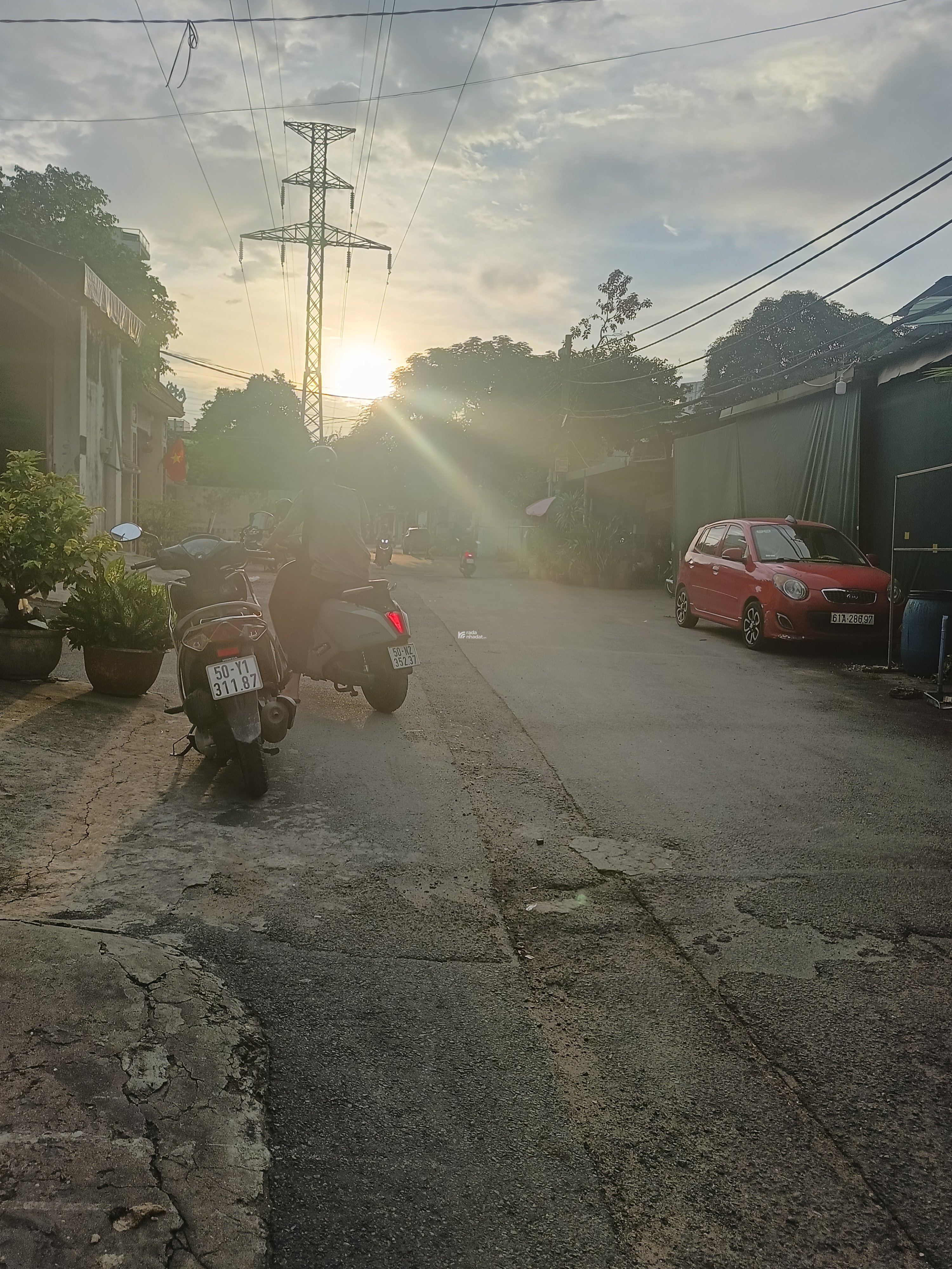 DUY NHẤT 1 CĂN CÁCH AEON TÂN PHÚ  200M .4 TẦNG (5.5*14)