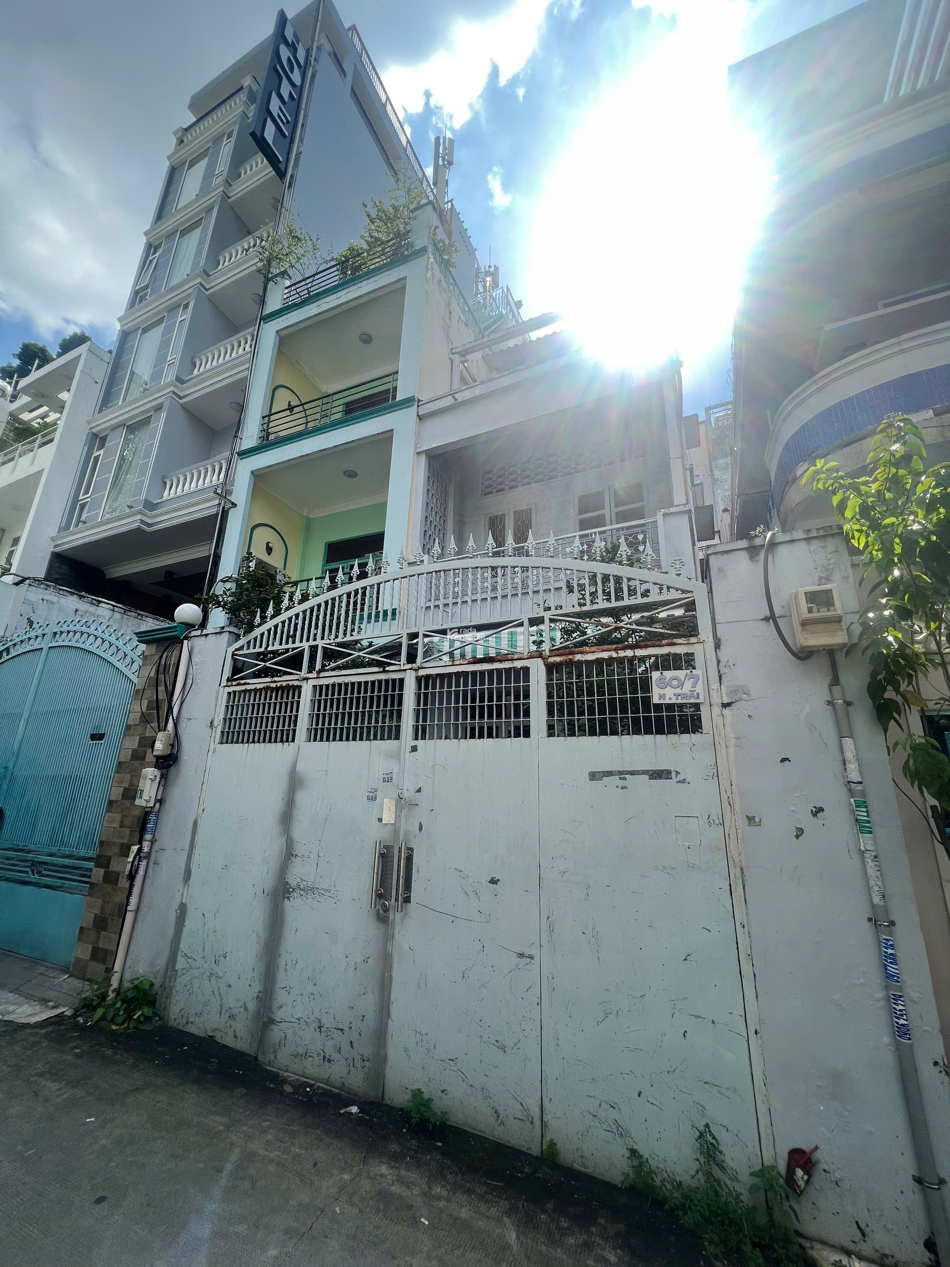 BÁN NHÀ SIÊU VỊ TRÍ HXH NGUYỄN TRÃI, Q.5_DT: 4,9x22m_3 TẦNG_GIÁ 25 TỶTL