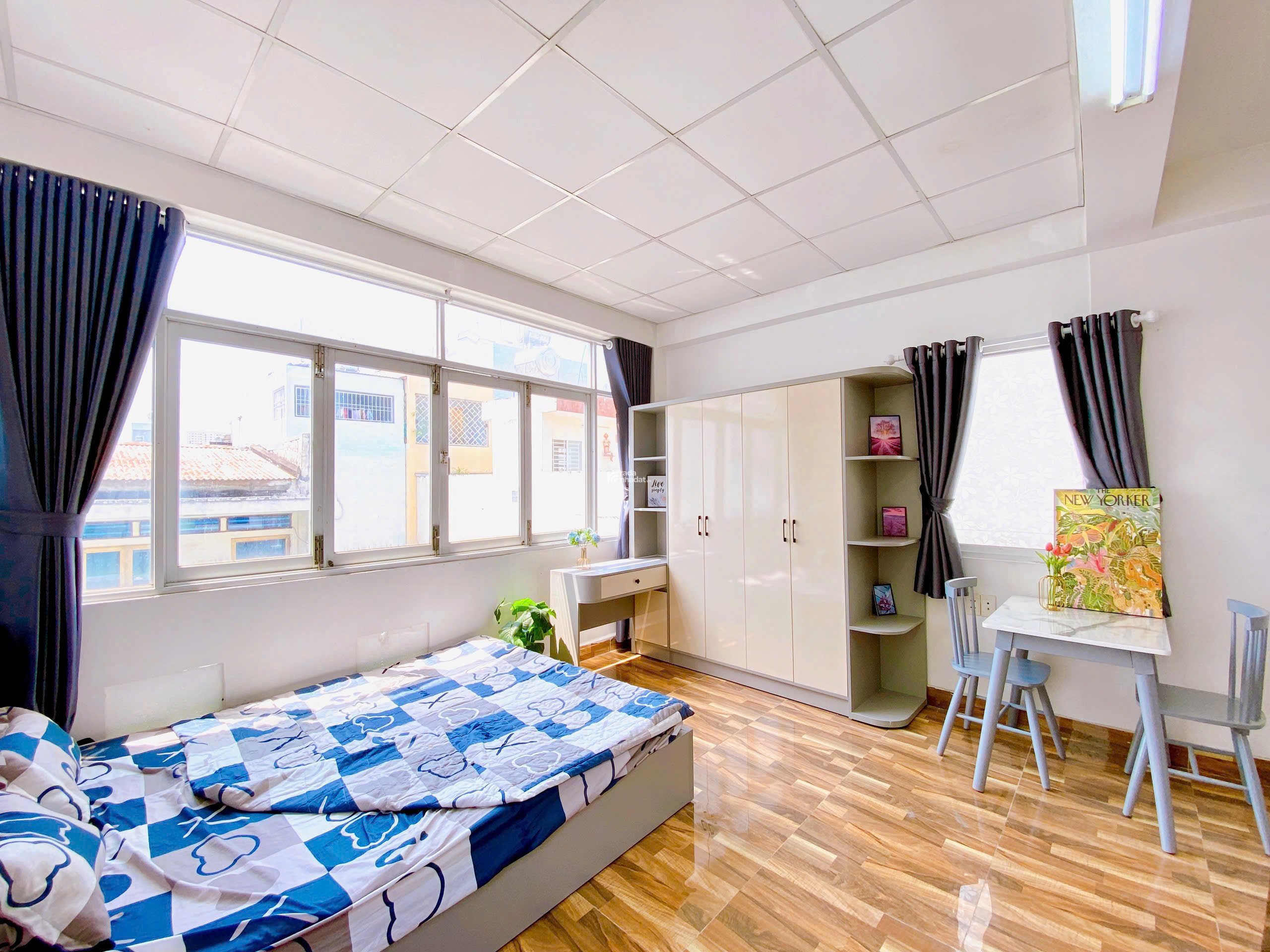 Cho thuê Căn hộ Quận 10 full Nội thất, Máy giặt riêng, Cửa sổ lớn gần Đại học Kinh tế UEH
