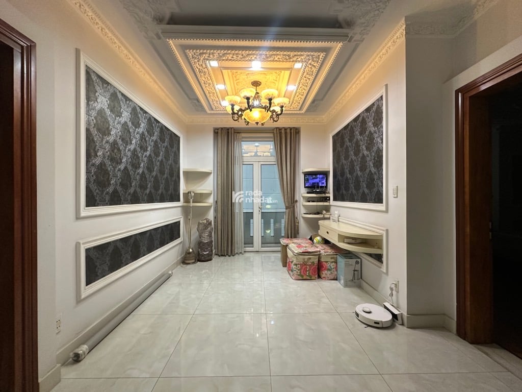 Biệt thự 3 mặt tiền đường Trường Sa 10 x 16 x 4 tầng hoàn công đầy đủ 