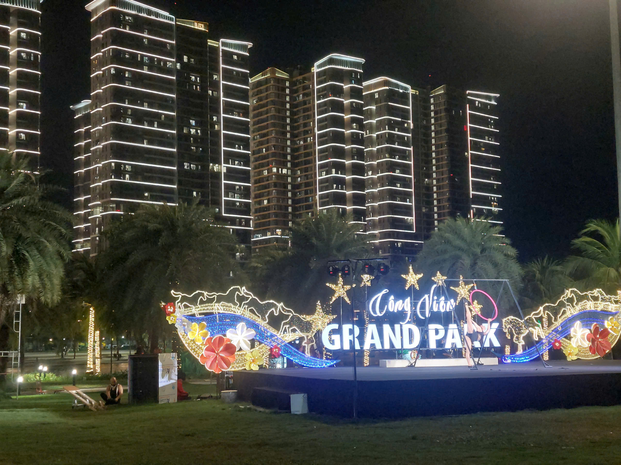 Độc quyền căn 2 phòng ngủ Vinhomes Grand Park - Cam kết giá rẻ nhất.