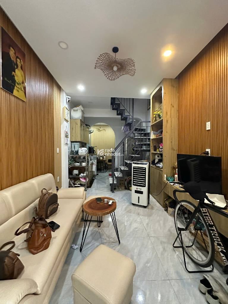 HẺM XE HƠI SÁT NHÀ, LẠC LONG QUÂN, TÂN BÌNH, 24M2 CÓ KC Ở NGAY. GIẢM 350TR CHỈ CÒN 4.5T TL 
