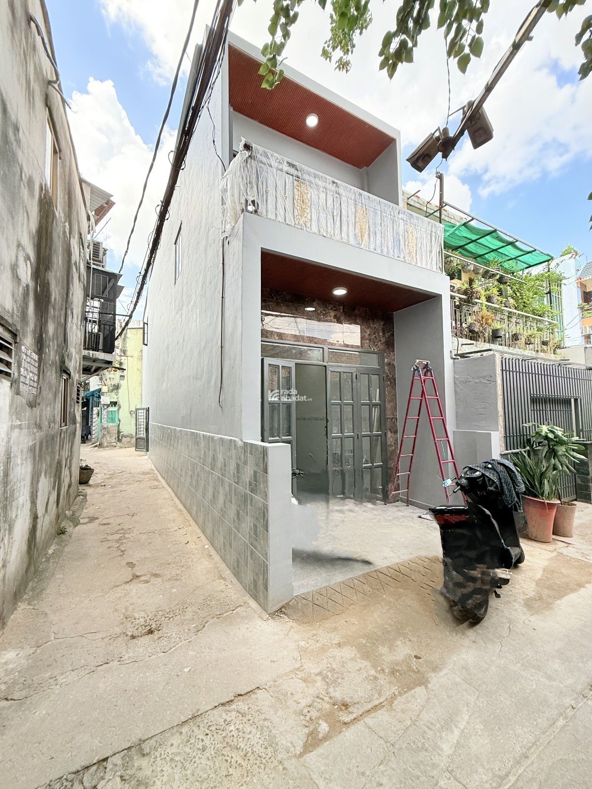 Bán nhà Quận Tân Phú_Âu Cơ_60m2 x 2 lầu nhà mới, chỉ có 5 tỷ3 TL