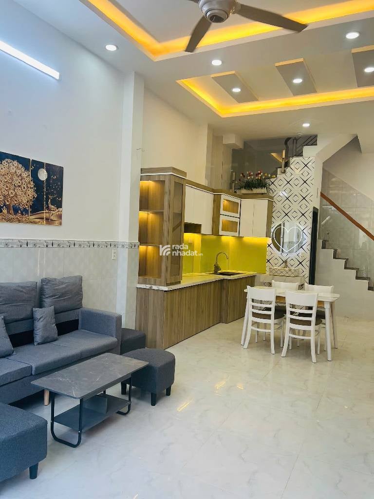 Gần ngã tư Bốn Xã – Giáp Tân Phú. Hơn 4 tỷ xíu – 40m2, sổ hồng riêng