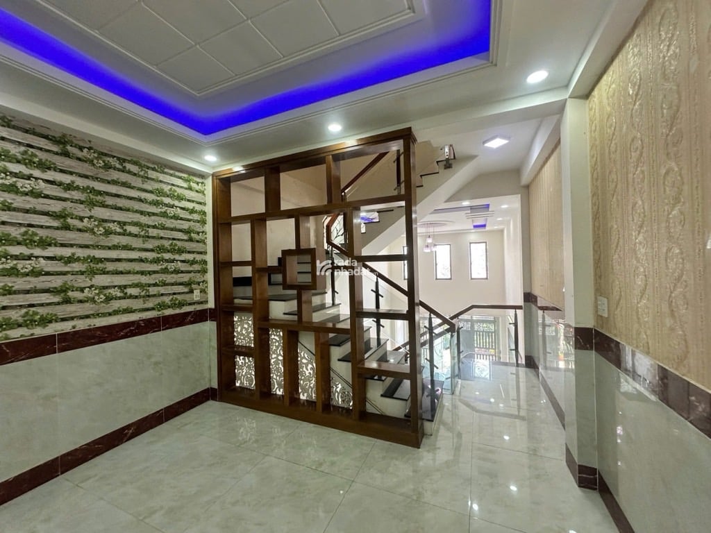NHÀ ĐẸP LÂM THỊ HỐ GẦN NGUYỄN ẢNH THỦ - DIỆN TÍCH 68m2- HẺM 5M - 3 TẦNG - P.TÂN CHÁNH HIỆP CHỈ 5.9T