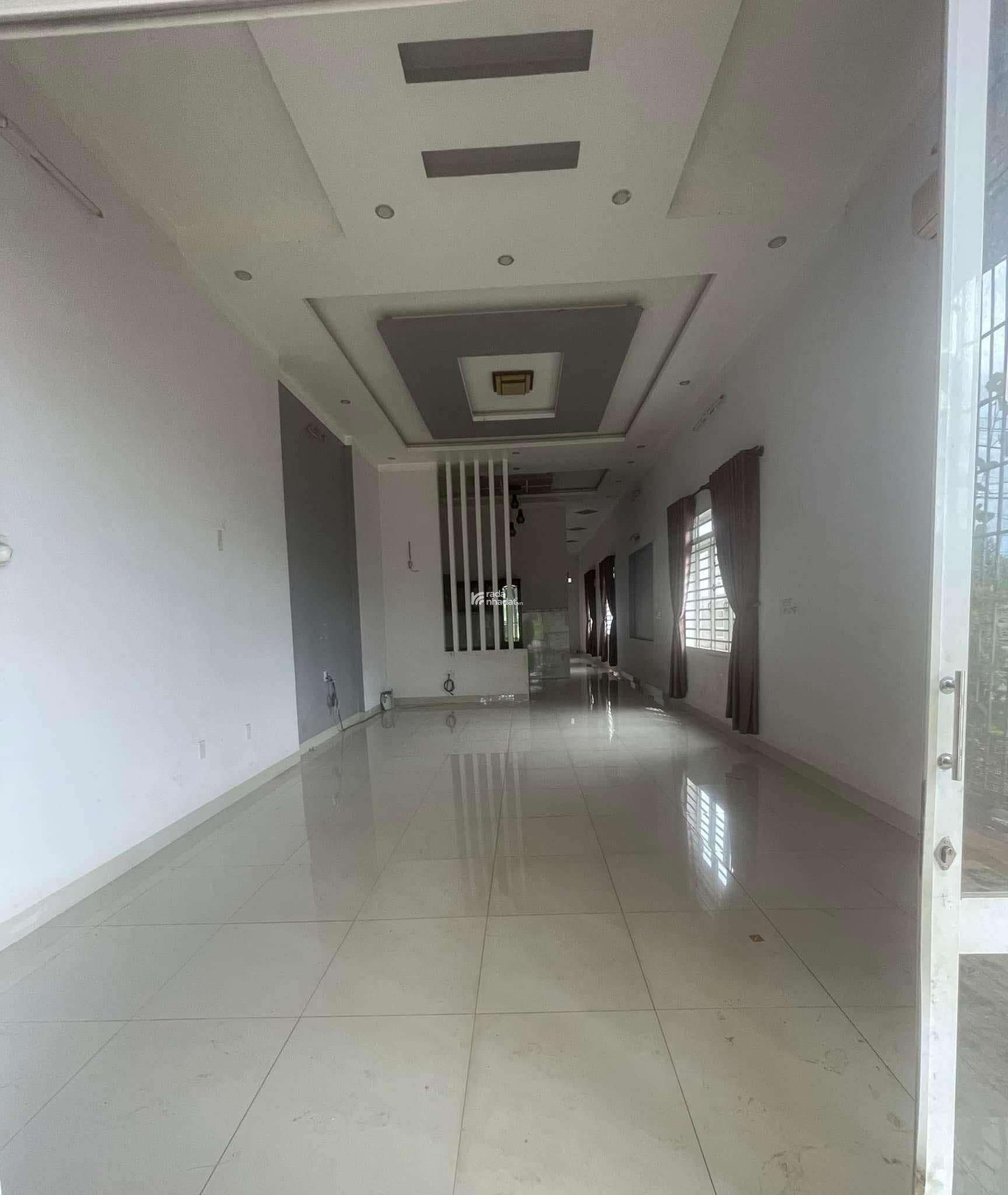 BÁN NHÀ MẶT TIỀN vành đai giá tốt