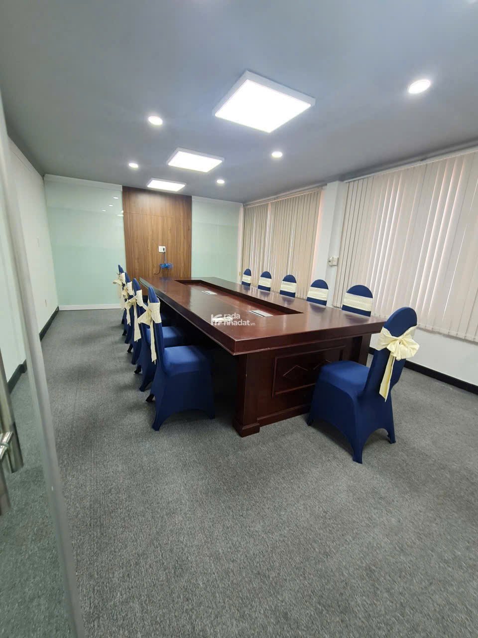 TIÊU ĐIỂM SÀI GÒN: VĂN PHÒNG HẠNG SANG - NGUYÊN TẦNG 8 ĐỘC LẬP TẠI QUẬN 3!