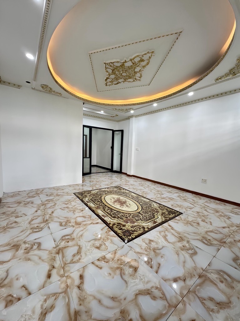 MẶT TIỀN KINH DOANH ĐỈNH - ĐƯỜNG XE HƠI 12M CÓ LỀ 3M- DT: 5x14 (70m2) - NHÀ 4 TẦNG - NGAY KHU BIỆT 