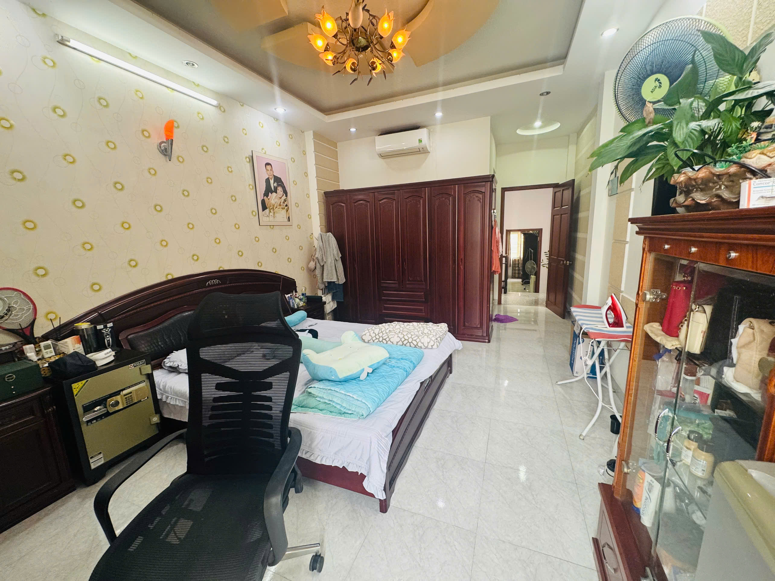 MT đường Lê Lâm, 80m2, 4 tầng, 4PN, khu VIP bàn cờ, chỉ 11.9 tỷ, ở ngay đẳng cấp
