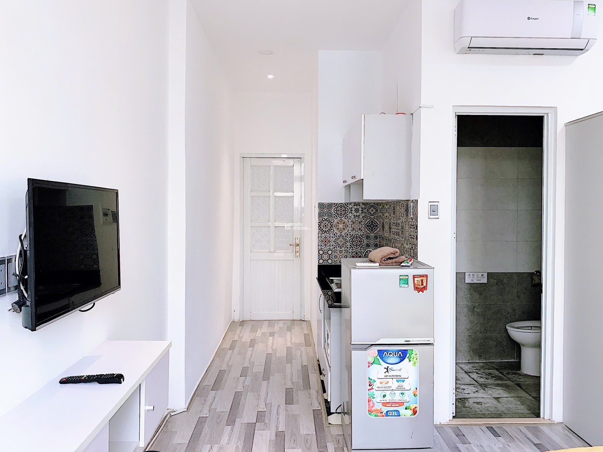 Căn Hộ Có Ban Công Quận 1 Gần Bùi Viện, Đại Học Hoa Sen, Chung cư Soho