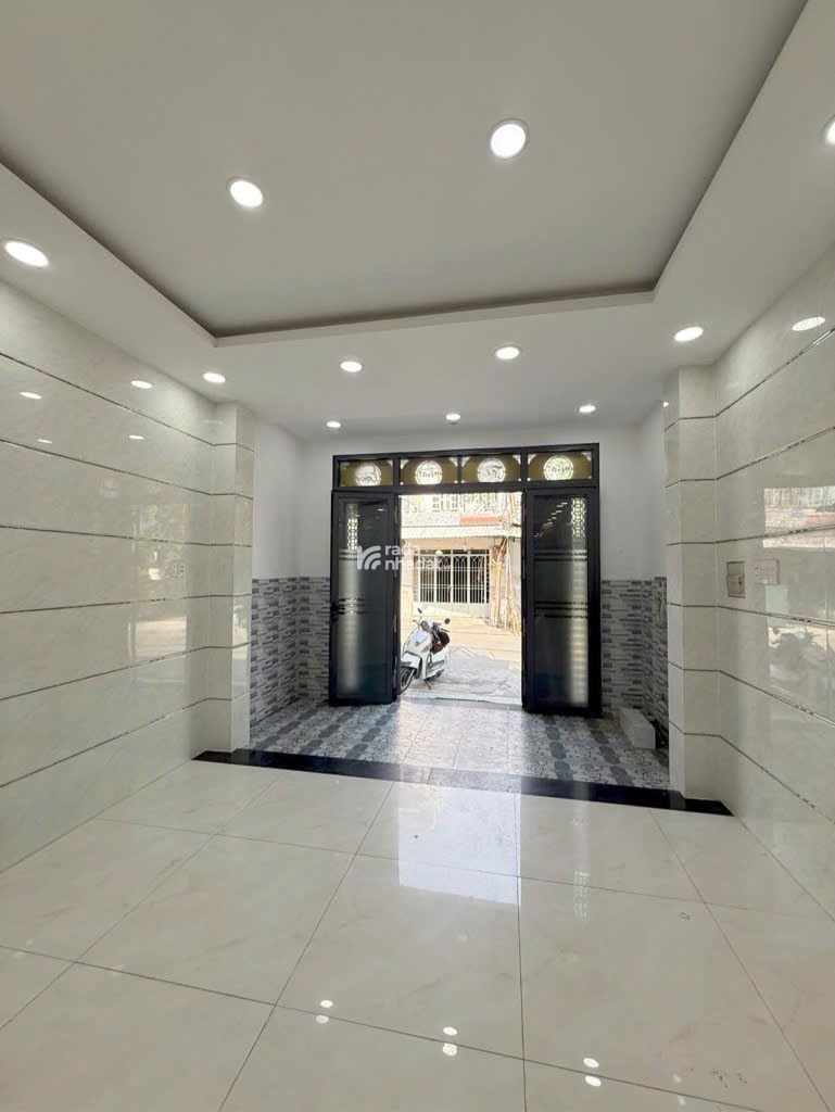 Nhà MT xe tải Gò Xoài, 54m2, chỉ 4.85 tỷ TL, Khu VIP kinh doanh