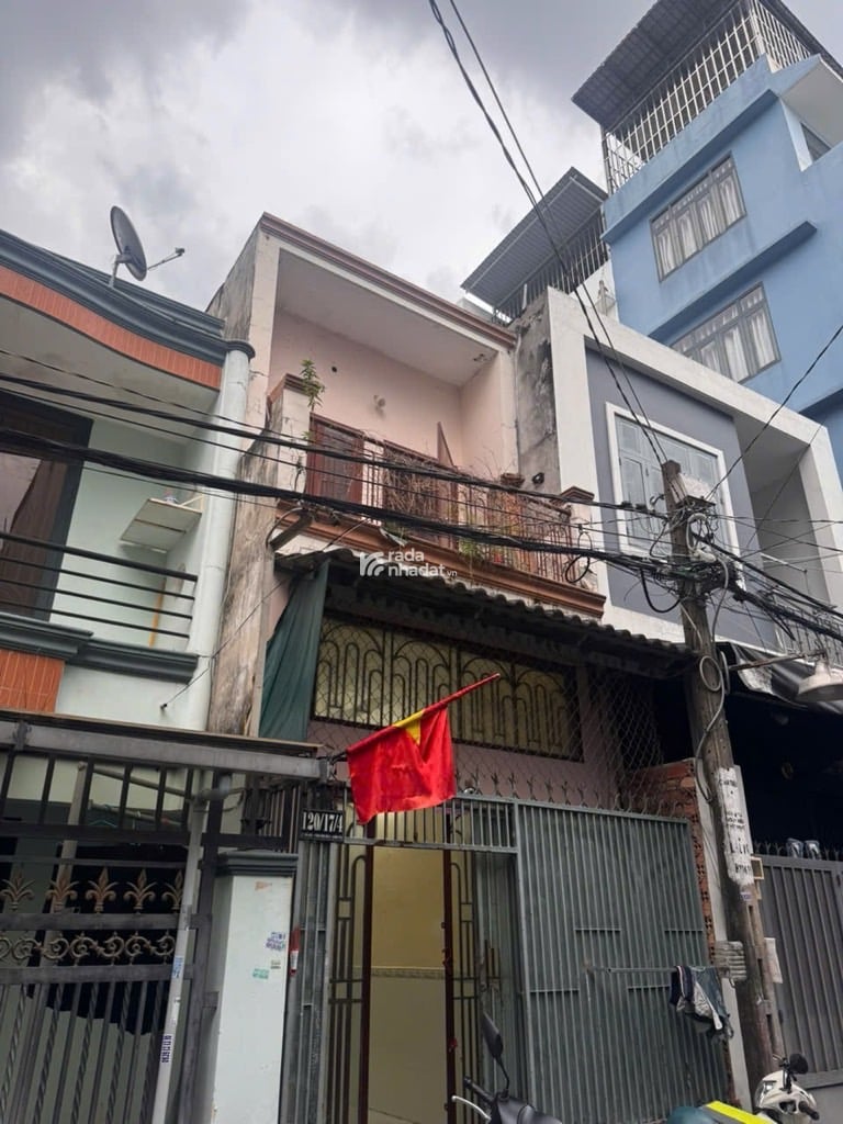 HẺM 5M- NGAY NGÃ TƯ 4 XÃ- LÊ VĂN QUỚI - BHHA- BÌNH TÂN-DT:40M2- 4 TỶ 45