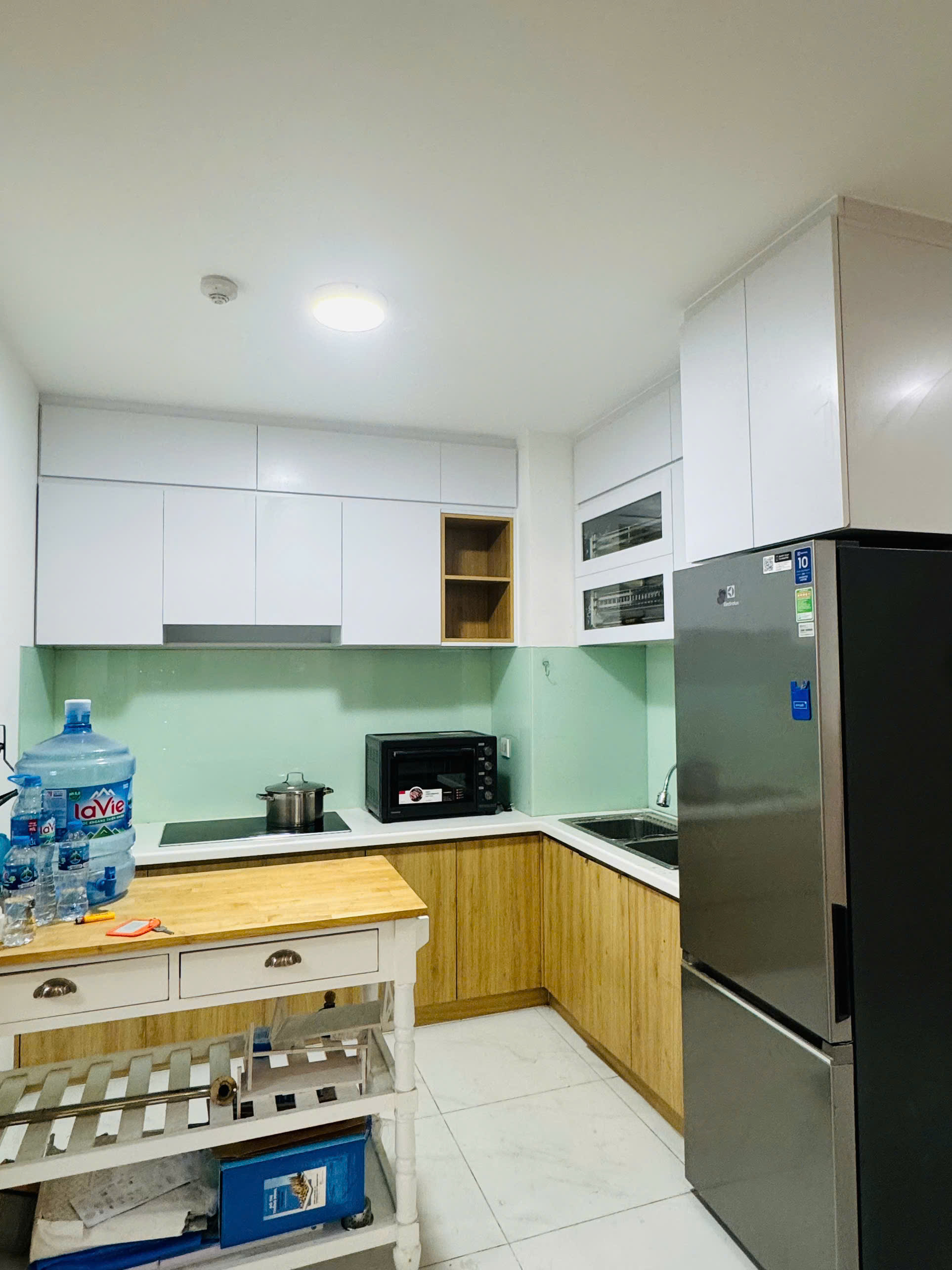 BÁN CĂN HỘ 3PN FULL NỘI THẤT NGAY GA METRO - 10P VÀO QUẬN 1