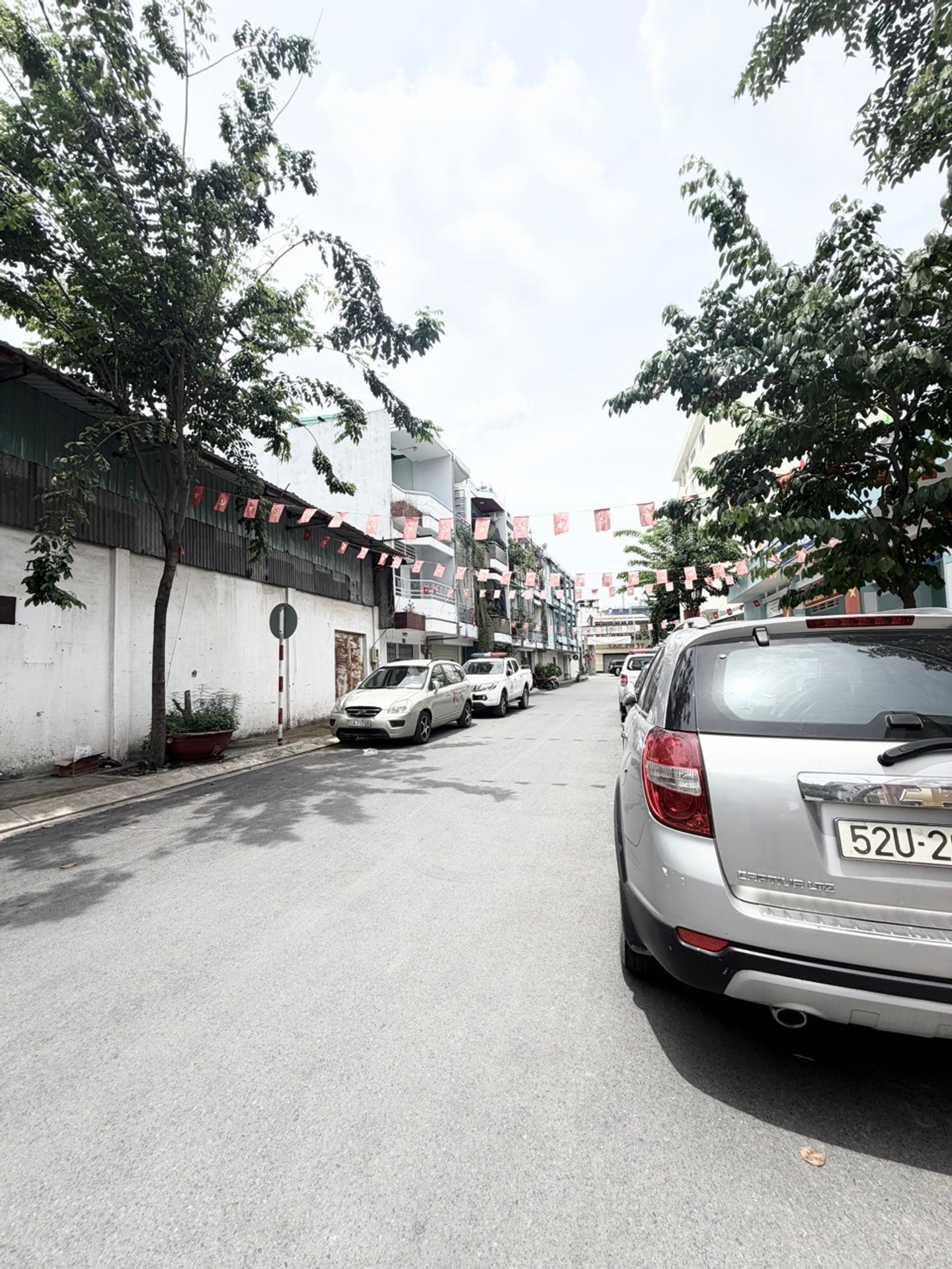 HẺM XE HƠI NƠ TRANG LONG, BÌNH THẠNH, 400M2 LÀM NHÀ XƯỞNG. GIẢM 650TR CHỈ 35T 