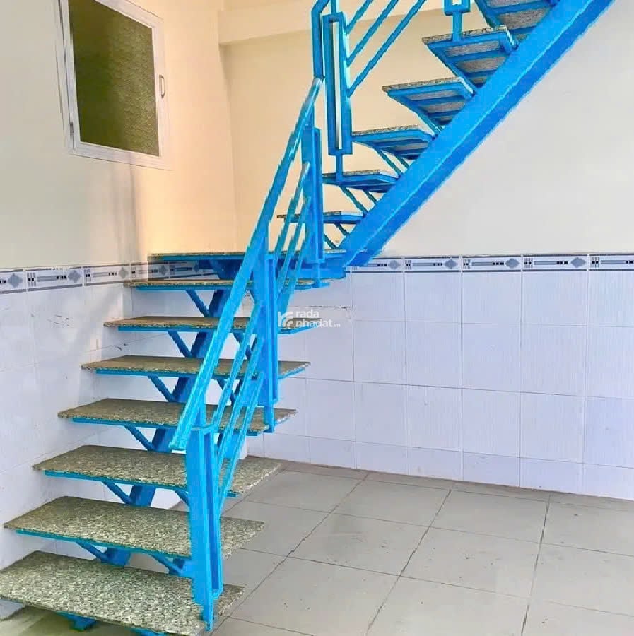 Bán nhà Quận Tân Bình - Lạc Long Quân -  6.9 x 21 m - Cho thuê 480 tr - 3 Tầng - 9.5 tỷ