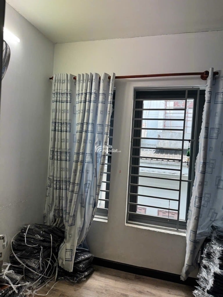 NHÀ 3 TẦNG ĐƯỜNG PHÚ THỌ HOÀ - HẺM 3M GẦN MẶT TIỀN KHU CHỢ VẢI 