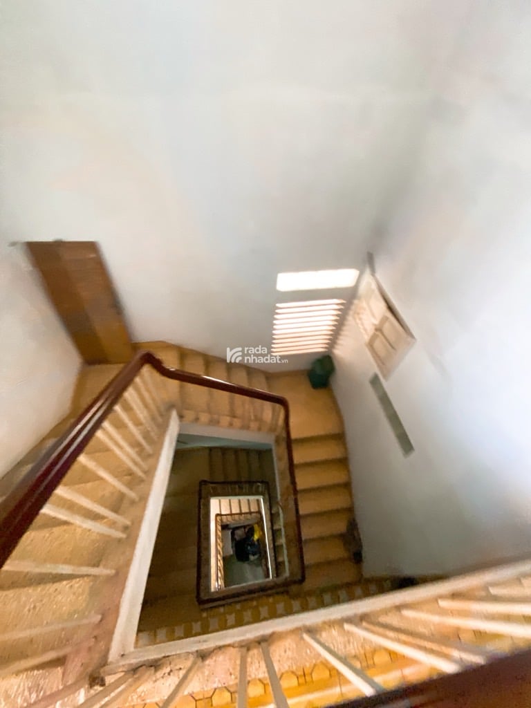 MẶT TIỀN KINH DOANH- ĐƯỜNG CAO THẮNG -QUÂN 3- DT: 68M2- 33 TỶ