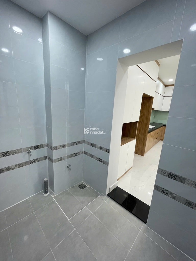 BÁN NHÀ TRỊNH ĐÌNH TRỌNG 100M2 10.4 TỶ 4.8X22M HẺM XE TẢI 8M TÂN PHÚ 