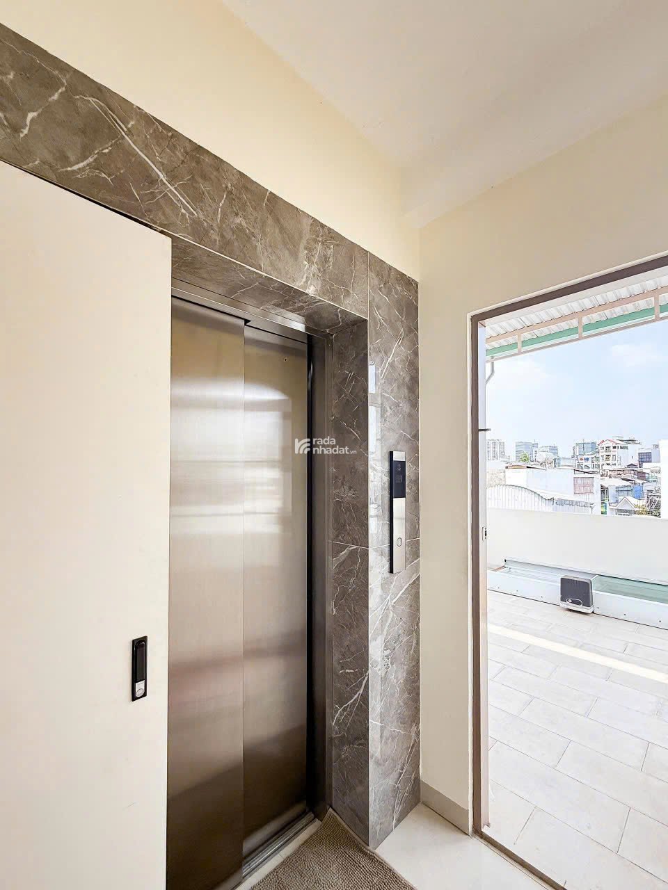 Bán nhà 2 Mặt tiền trước sau Lý Thái Tổ, Phường 2, Quận 3 - 28 tỷ giảm còn 24.5 tỷ TL