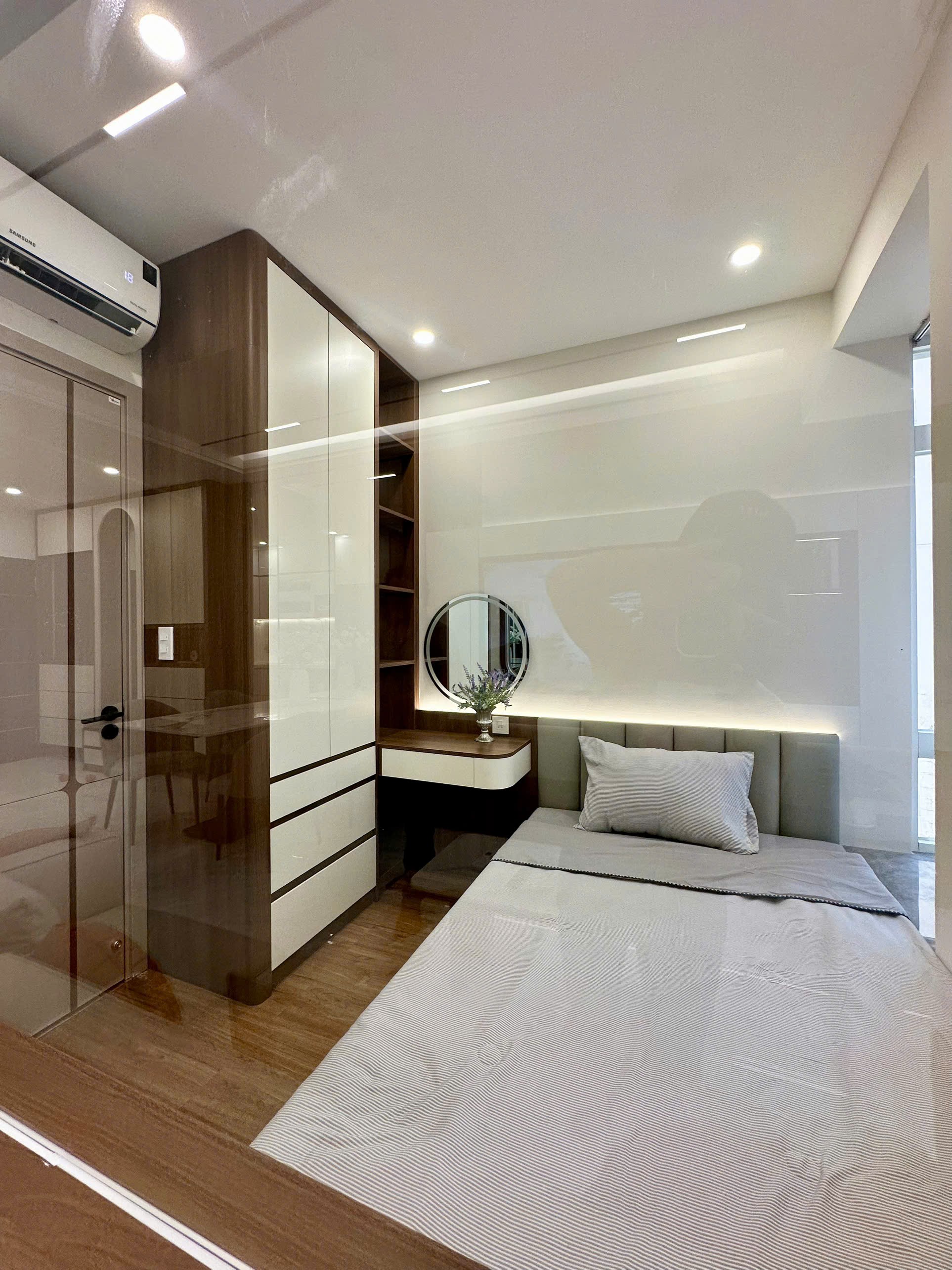 bán nhanh căn hộ Sky garden 3, Phú Mỹ Hưng, Q7,3PN nhà mới đẹp, giá chỉ 6,3 tỷ 