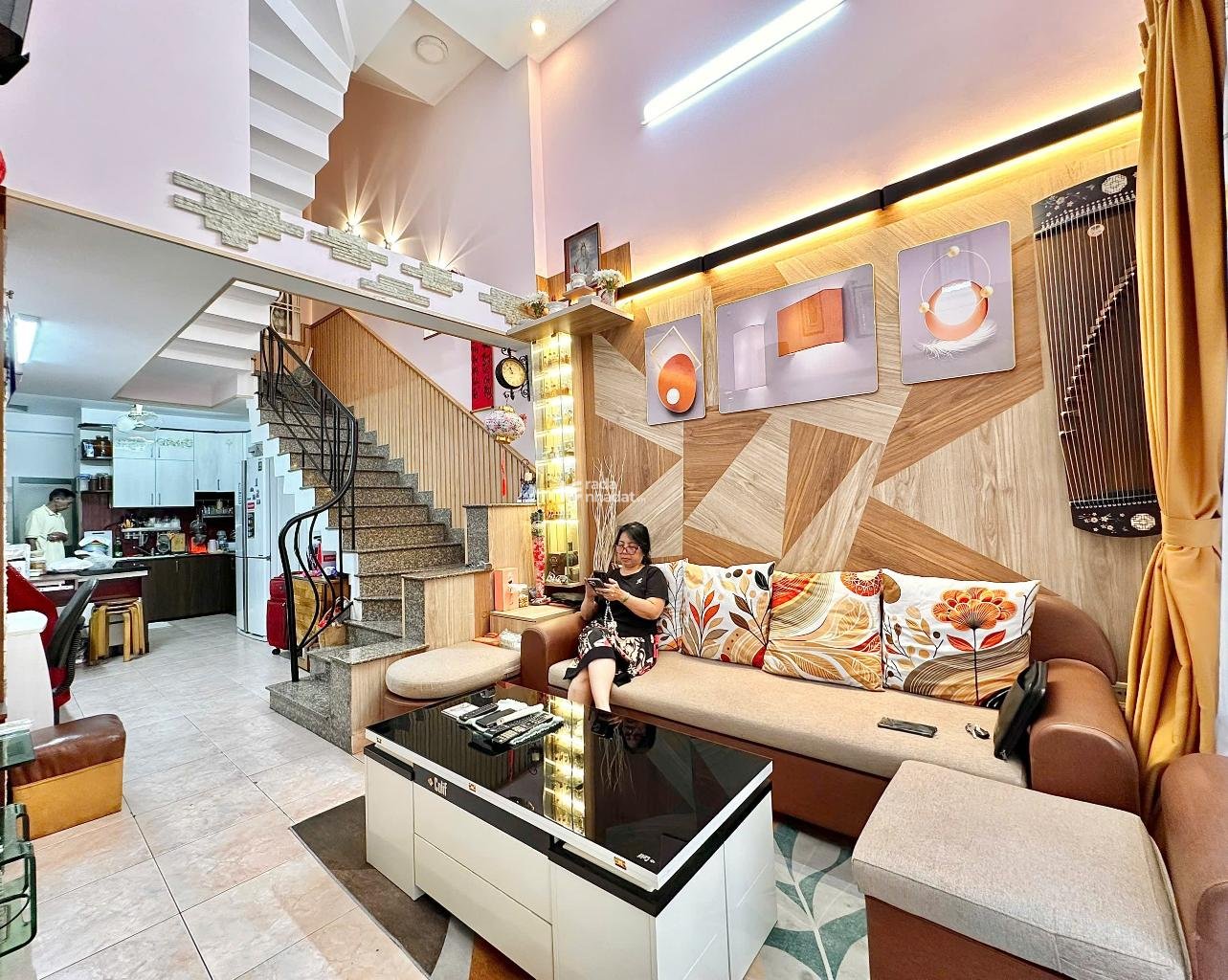 NHÀ ĐẸP THIẾT KẾ LỆCH TẦNG KO GIAN THOÁNG MÁT • 5 PN 6 WC KHÉP KÍN • TẶNG FULL NỘI THẤT • Ở  KD