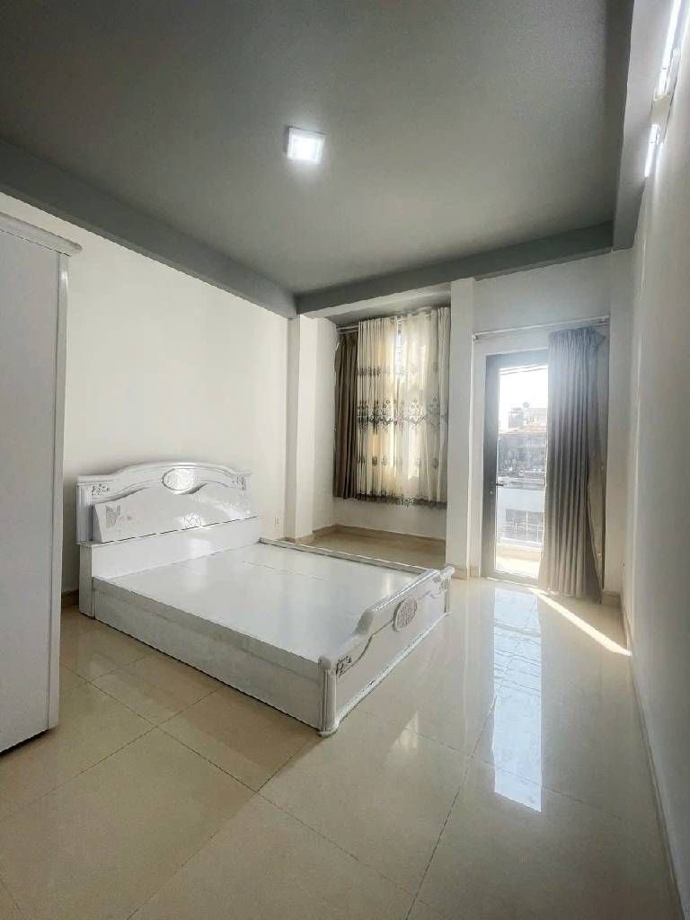 KHU VIP Q11 - 4 TẦNG - MẶT TIỀN KINH DOANH ĐỈNH - XE HƠI NGỦ TRONG NHÀ 