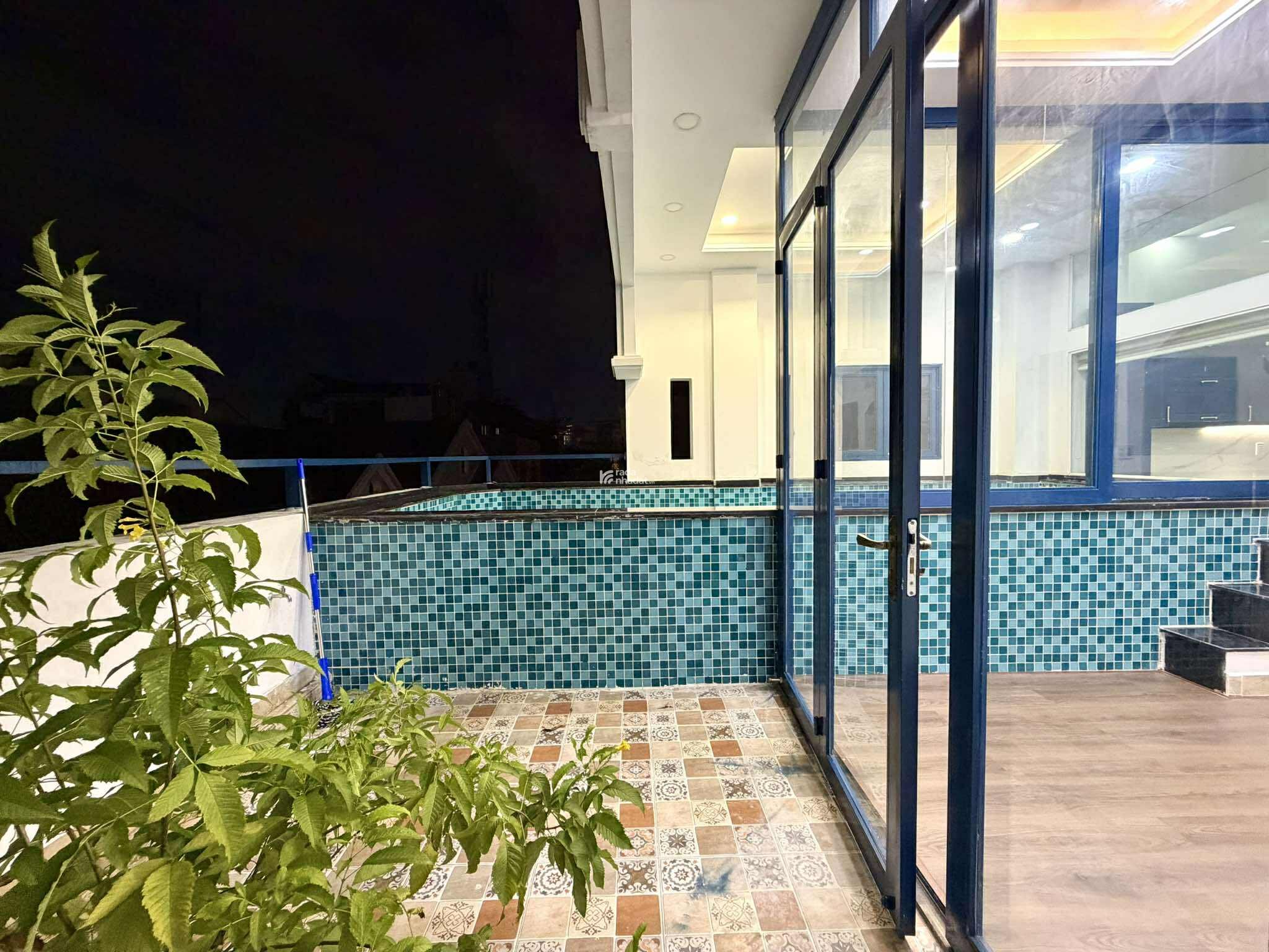 VILLA MẶT TIỀN PHÚ NHUẬN GIÁP NGUYỄN VĂN TRỖI - HẦM  4 TẦNG THANG MÁY - 18.3 TỶ