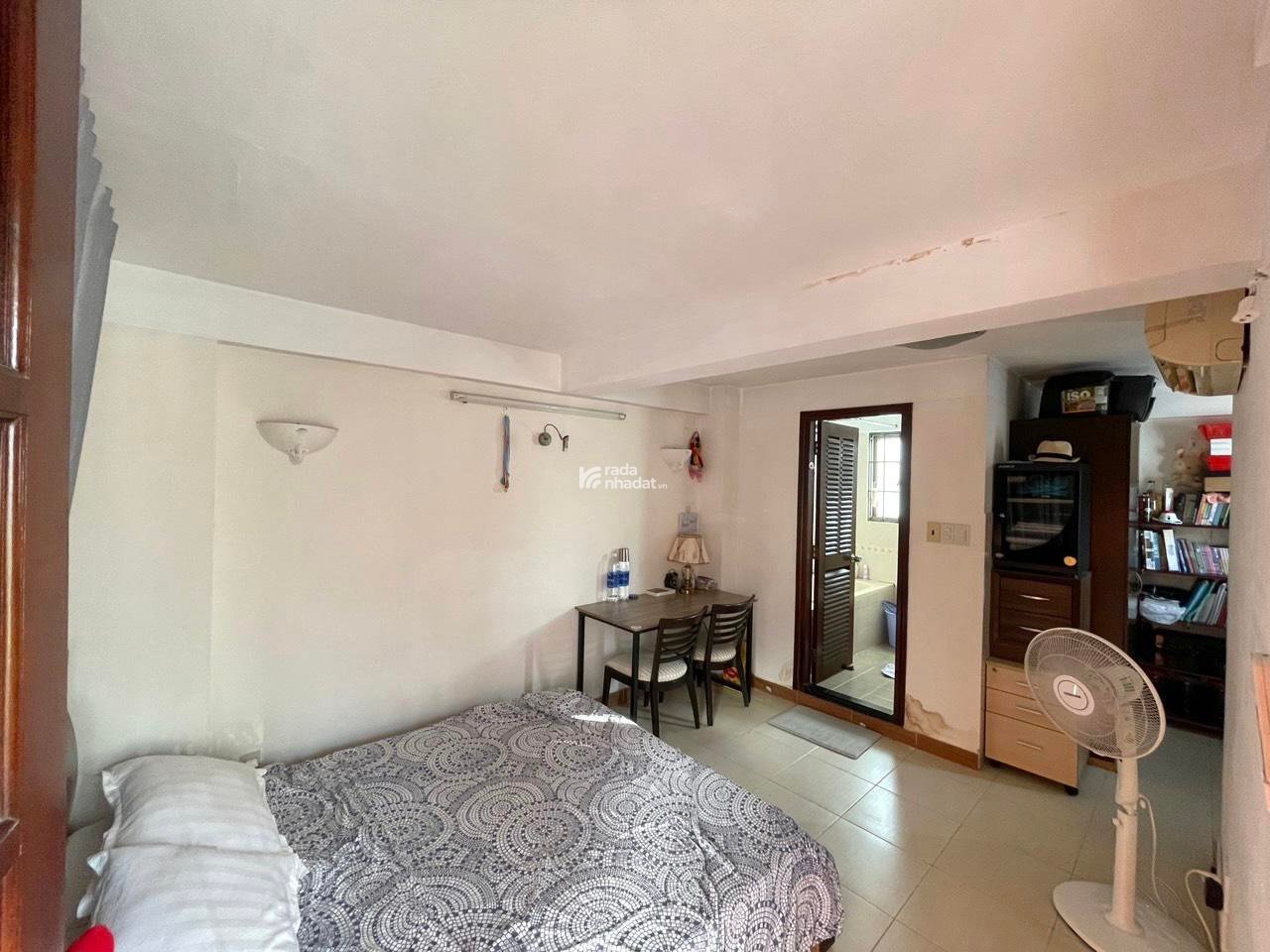  NHÀ 5 TẦNG QUẬN I - 40M2 - 3 MẶT HẺM - KHÔNG LỘ GIỚI - GẦN VINCOM ĐỒNG KHỞI - DÒNG TIỀN 25TR/THÁN