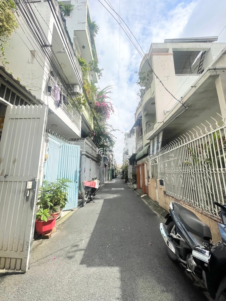 KHU BẢY HIỀN, MT NGUYỄN VĂN VỸ, TÂN BÌNH, 110M2 CÓ KC Ở NGAY. GIẢM 350TR CHỈ 9.5T TL 