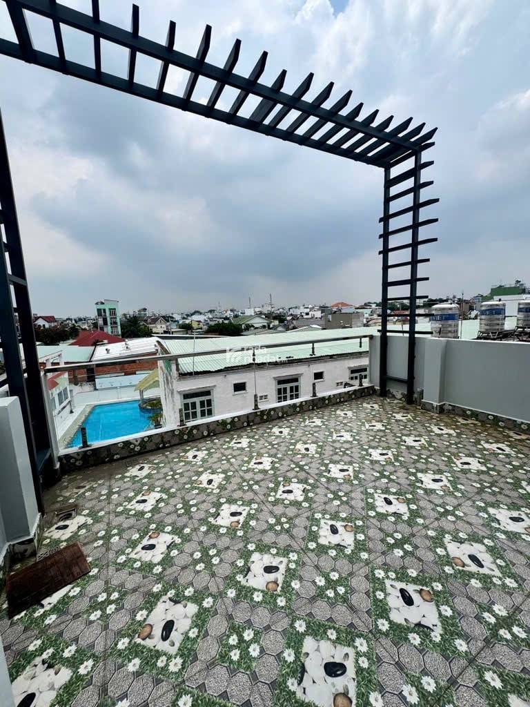 Nhà Phố  4PNgủ, 5WC  Ngay Cổng chính máy bia Heiniken Lê Văn Khương P Hiệp Thành Q 12