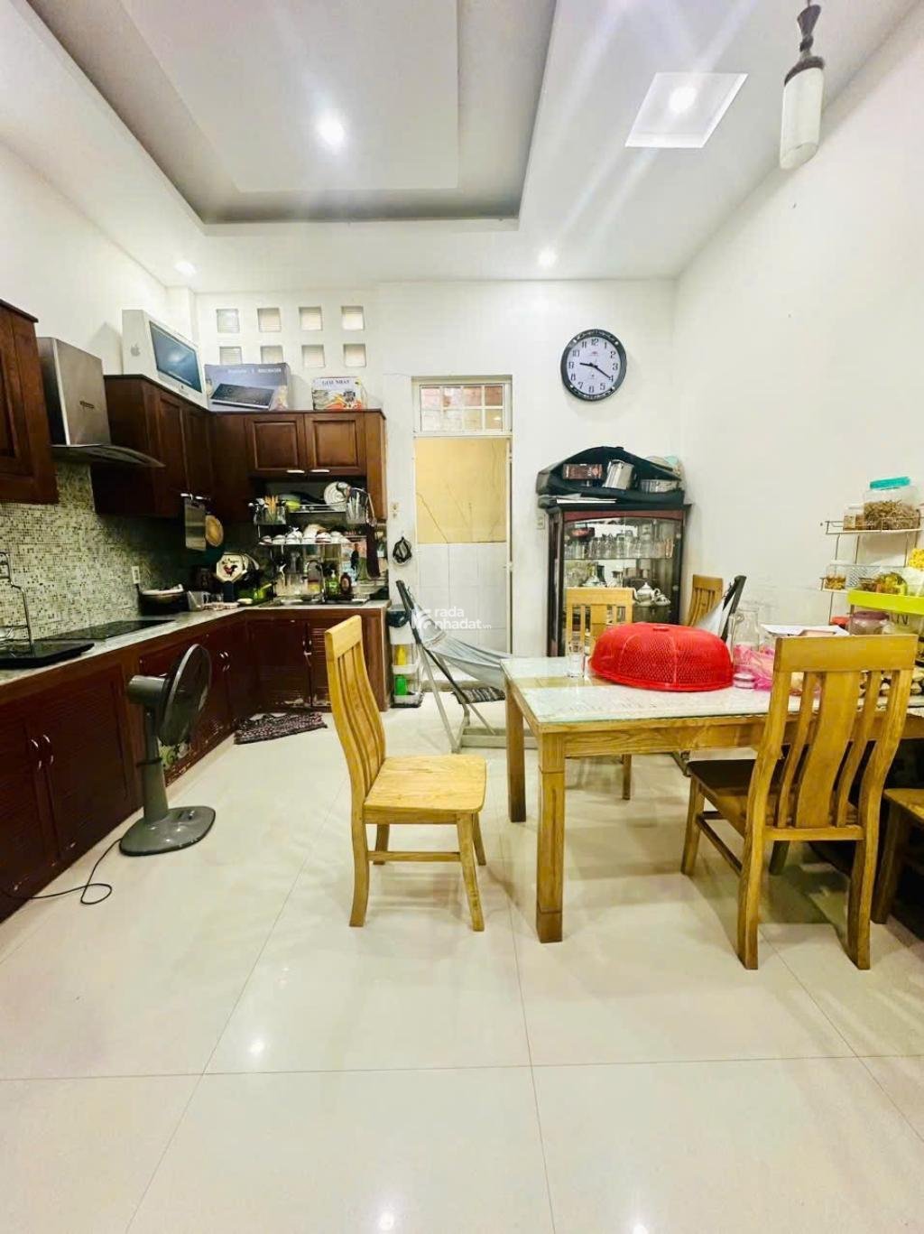 BÁN NHÀ MẶT TIỀN PHƯỜNG 4 QUẬN 8 85M2 6.X TỶ 3 TẦNG XE HƠI VÀO NHÀ 