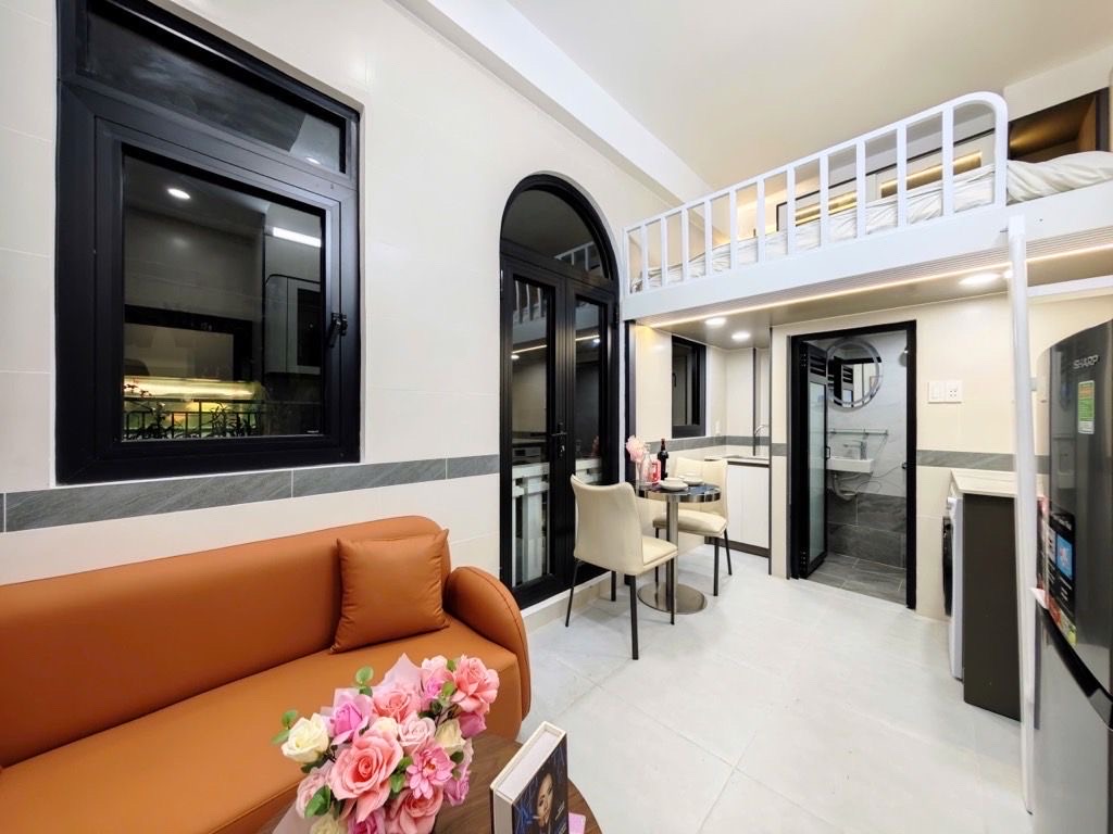 CĂN HỘ DỊCH VỤ CAO CẤP FULL NỘI THẤT - 12PN - NGAY NGUYỄN VĂN TRỖI - DOANH THU 90Tr THÁNG.