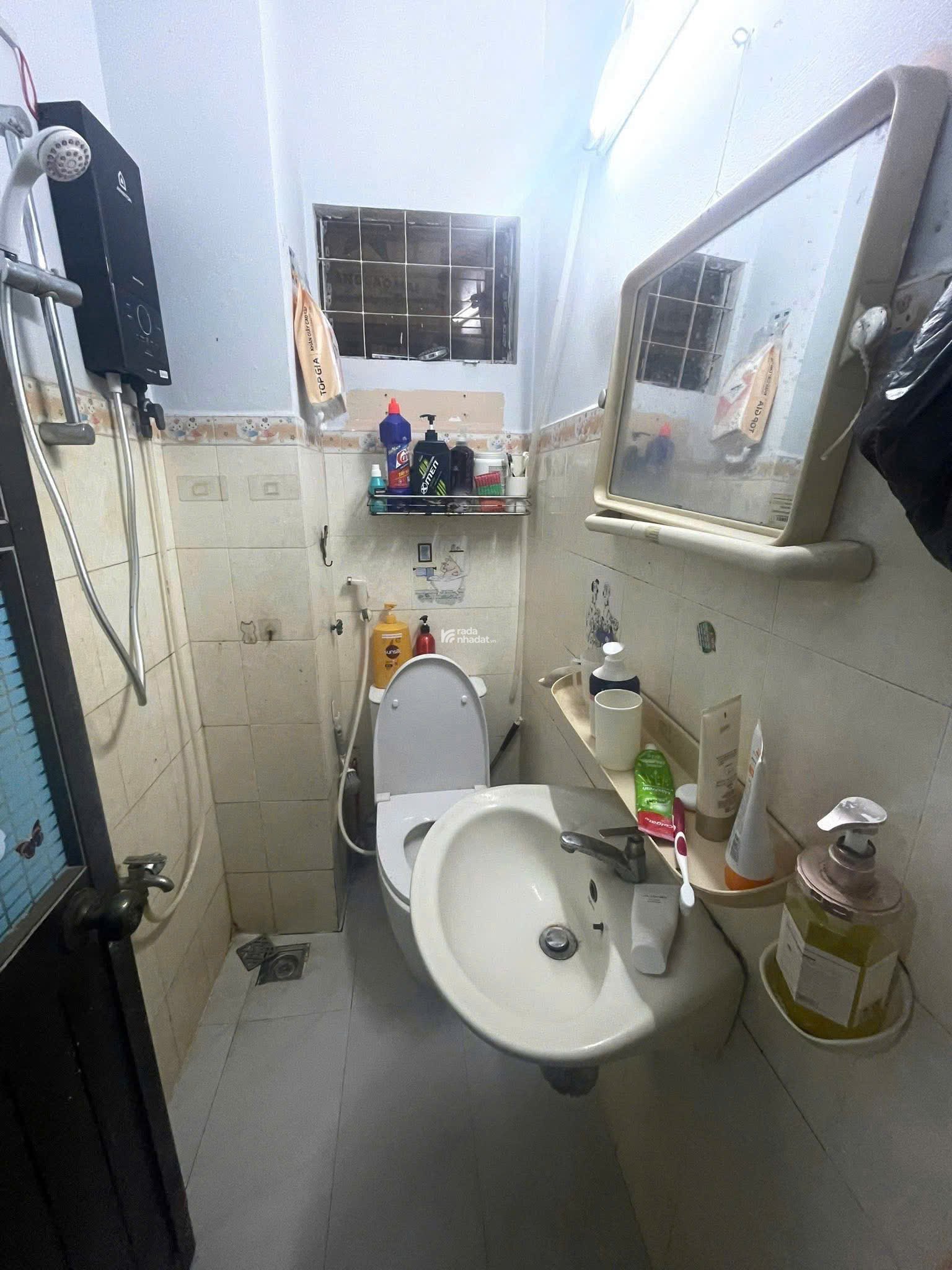 Bán nhà hẻm Trần Bình Trọng p2 q5