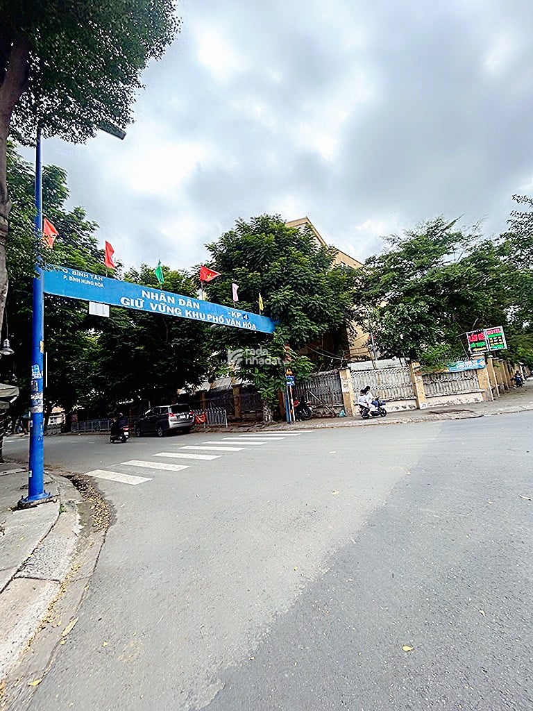 Bán nhà gần khu công nghiệp tân bình bình hưng hoà