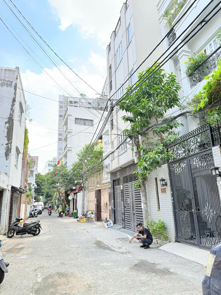 Bán gấp nhà 4 tầng Ngay Sân Bay  Yên Thế  Sơn Hòa Tân Bình Hẻm nhựa 6m 4x27m Giá 17 tỷ