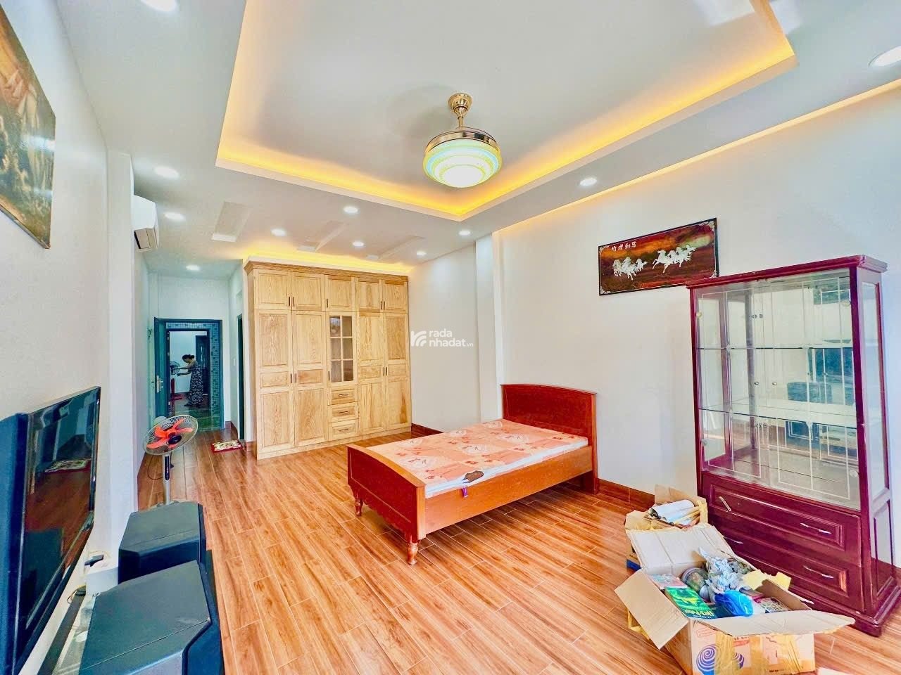 Mặt tiền Lê Lư, 80m2, 6 tầng thang máy, 12PN, chỉ 15.45 tỷ, dòng tiền 500tr/năm