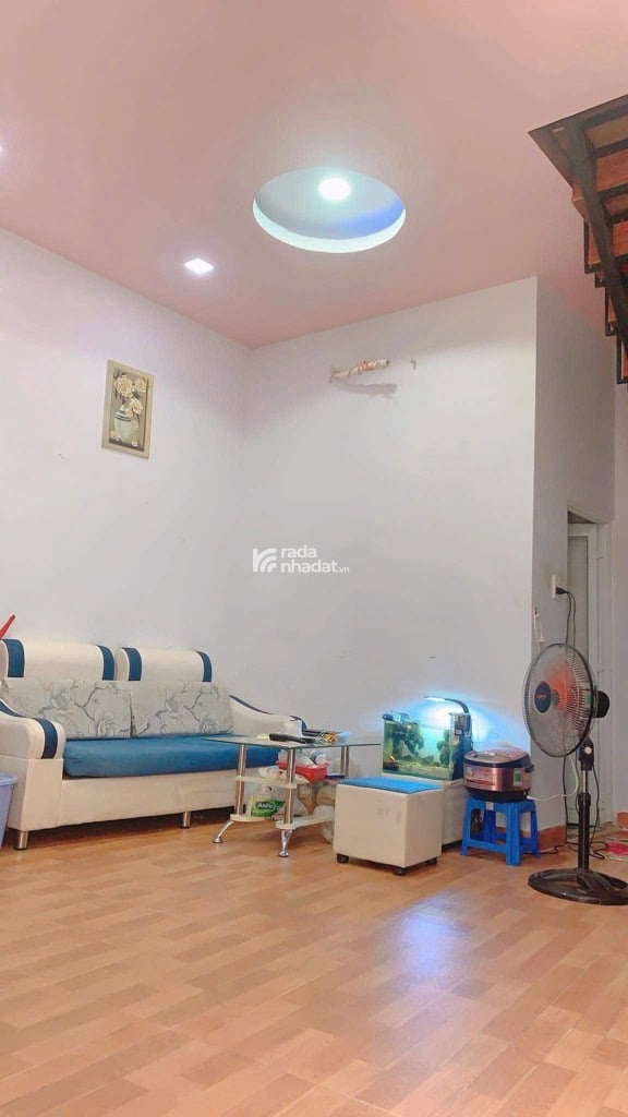 HẺM XE HƠI SÁT VÁCH. HOÀNG HOA THÁM, BÌNH THẠNH, 3 TẦNG Ở NGAY. GIẢM 550TR CHỈ CÒN 3.6T TL 
