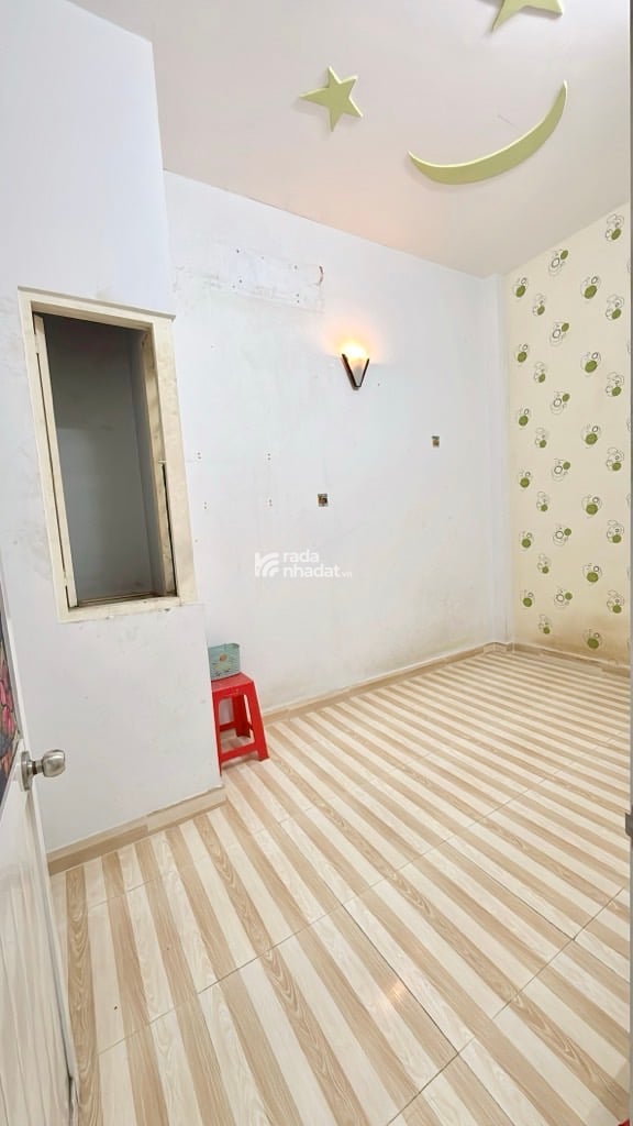 BÁN NHÀ MẶT TIỀN KẾ LÊ VĂN QUỚI 50M2 4.65 TỶ 3PN GẦN NGÃ TƯ 4 XÃ 