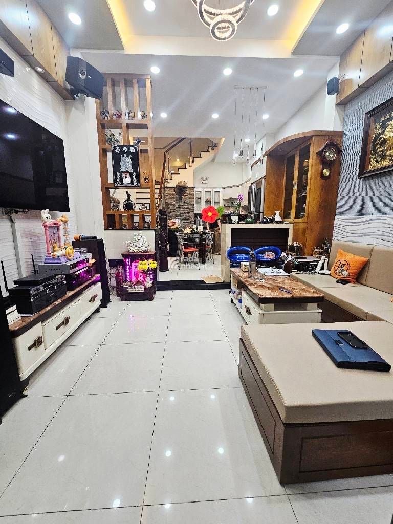 MẶT TIỀN ĐƯỜNG KINH DOANH - NHỈNH 8 TỎI - 36M2 - ĐƯỜNG 12M - NGANG 4 DÀI 10 - 4 TẦNG - 3PN,2WC - LÊ