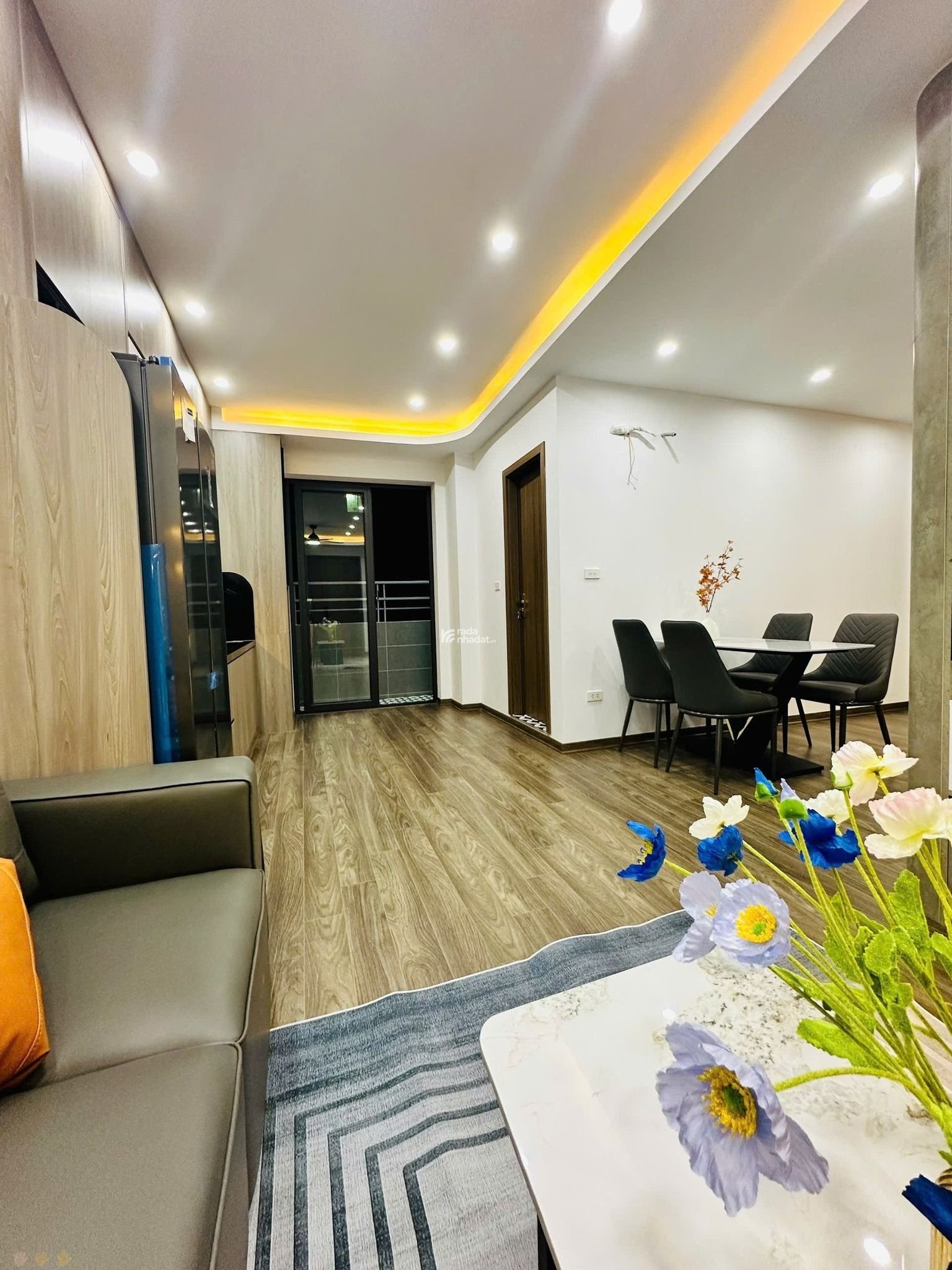 Chủ bán gấp căn hộ Duplex diện tích 206m,tòa Lâm Viên Complex. 107A Nguyễn Phong Sắc. LH 0946 887 ***