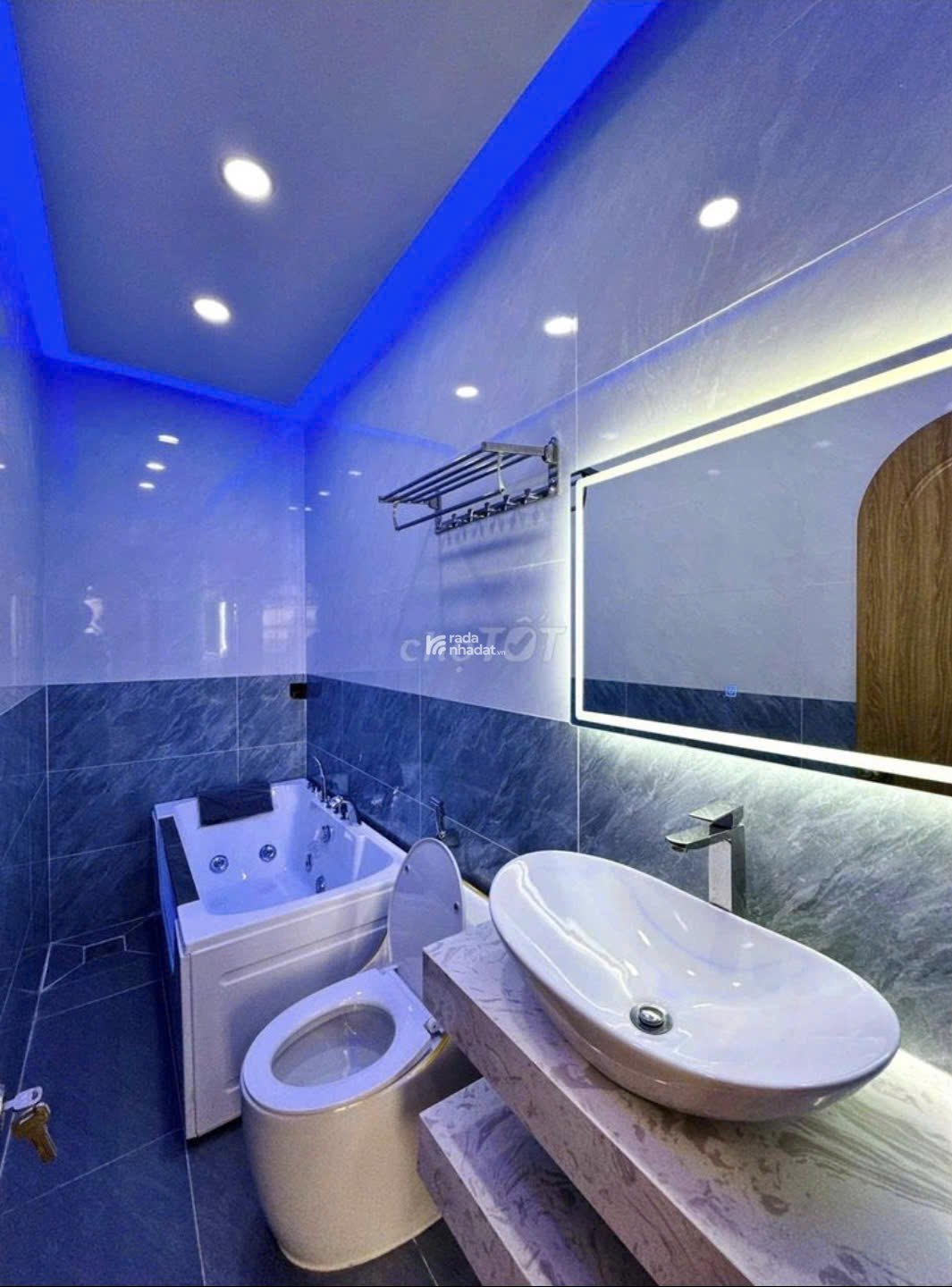 HOT: BÁN NHÀ CỰC ĐẸP 132/ HOÀNG VĂN THỤ , PHƯỜNG 9, QUẬN PHÚ NHUẬN , TP.HCM.