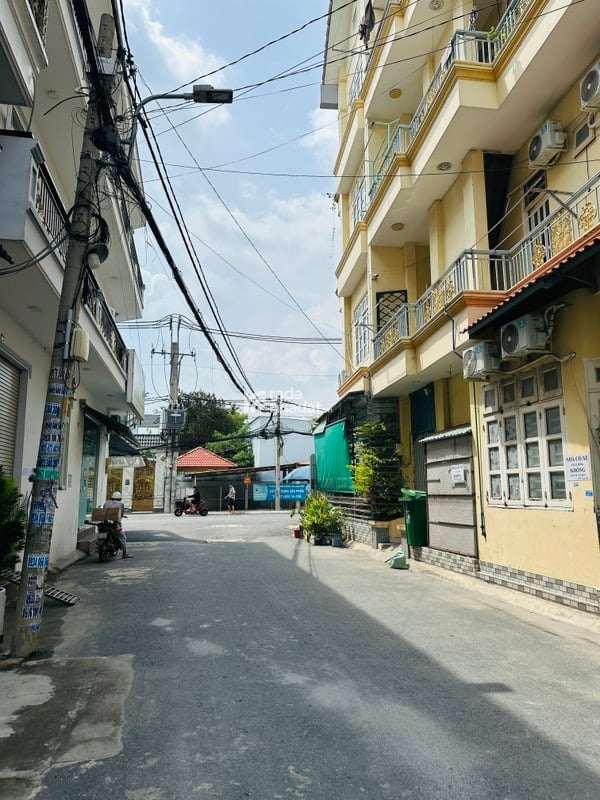 Hẻm 5m - TCH 3 - ngay chợ - Nguyễn Thị Búp - HT city - 68m2 - 4 tầng 