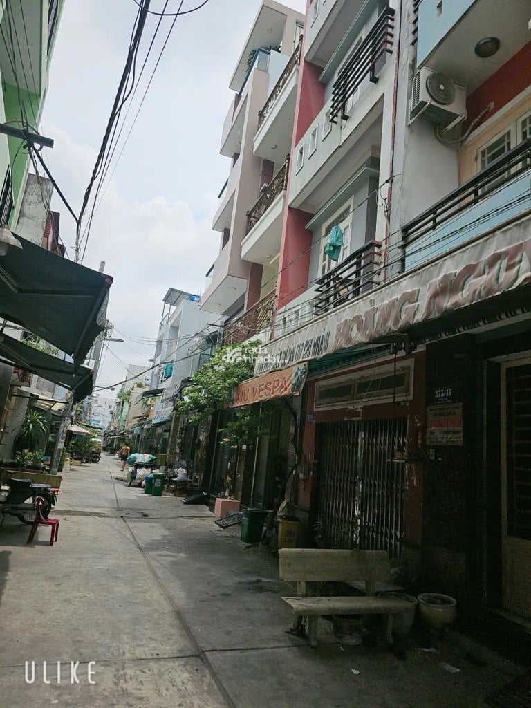 GIÁP TÊN LỬA - NGAY CHIẾN LƯỢC - VỊ TRÍ ĐẸP - HẺM 7M XE HƠI THOẢI MÁI - NHÀ ĐÚC 4 TẦNG KIÊN CỐ