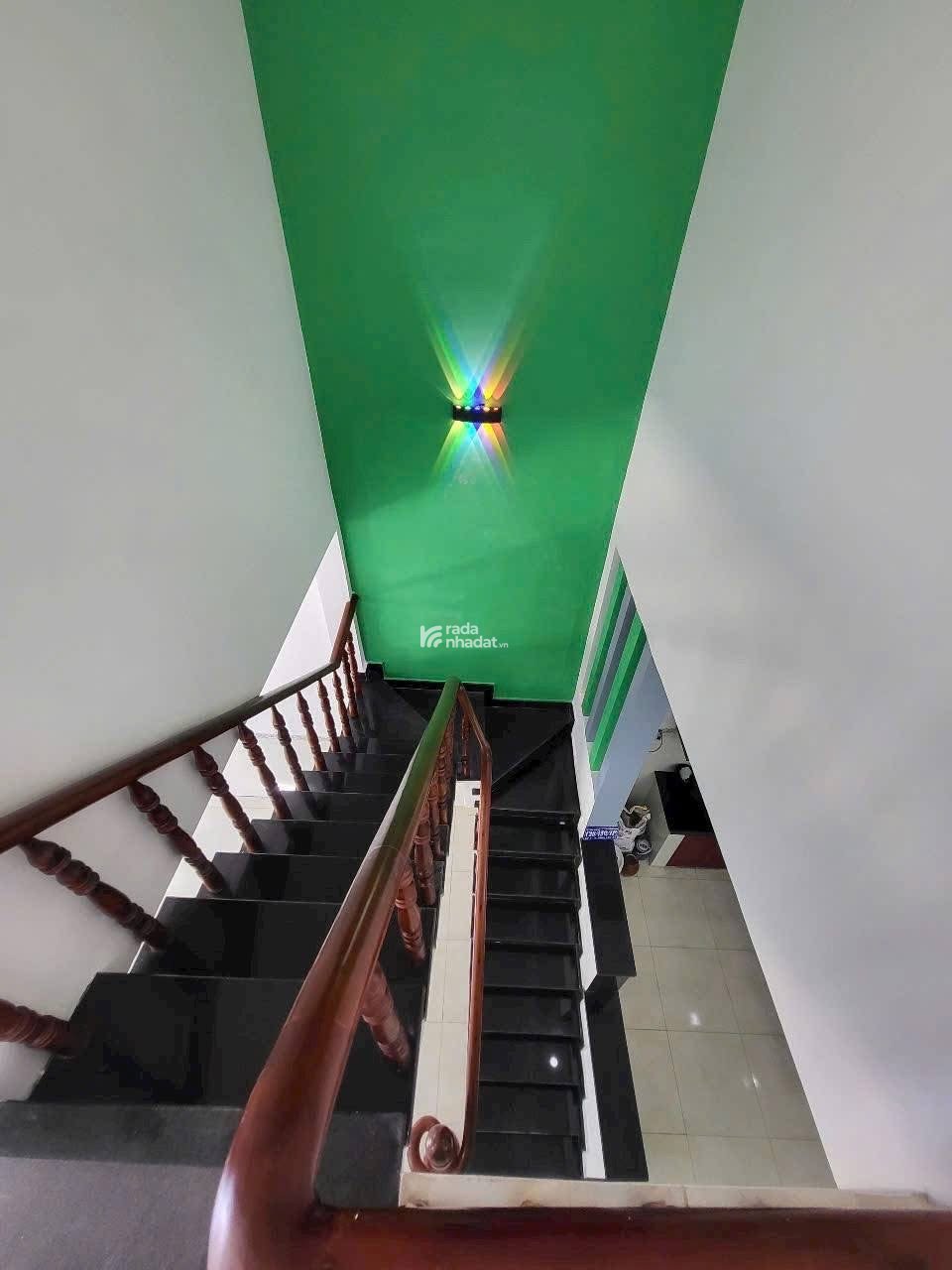 Cần vốn bán nhà Đường Bùi Đình Tuý Bình Thạnh 40m2 ShR Lh Vân