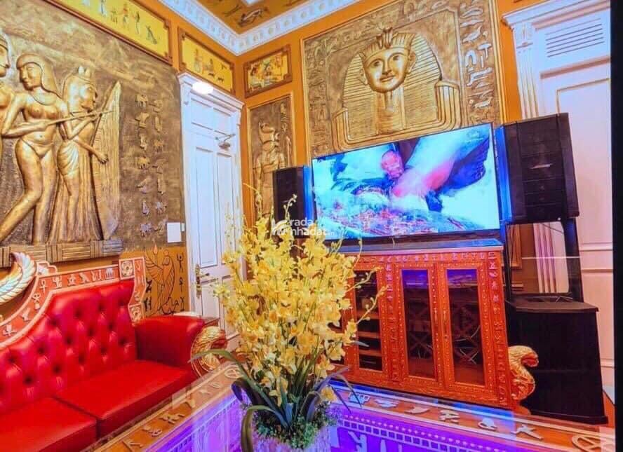 ĐẲNG CẤP BIỆT THỰ DÁT VÀNG ĐẠI ĐẠI TỶ PHÚ 