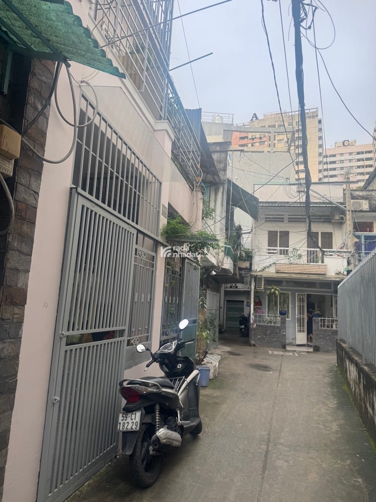 TRUNG TÂM. HẺM XE HƠI TRẦN VĂN ĐANG, Q3, 35M2 DÒNG TIỀN 40TR. GIẢM 350TR CHỈ 4.3T TL